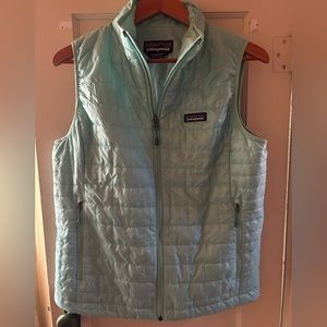 Patagonia ladies large nano puff vest, turquoise